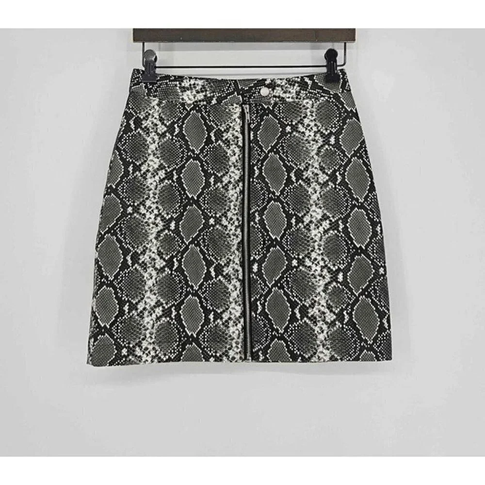 Thread & Supply Womens Faux Leather Back Zip Snake Print Mini Skirt Sz Small